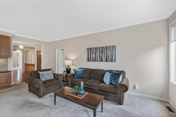 50-Button-Crescent-Uxbridge-Web-Salisbury-17