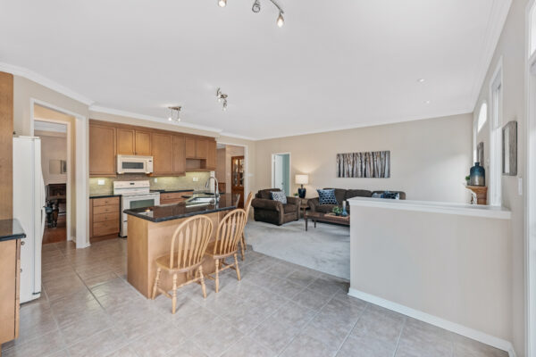 50-Button-Crescent-Uxbridge-Web-Salisbury-25