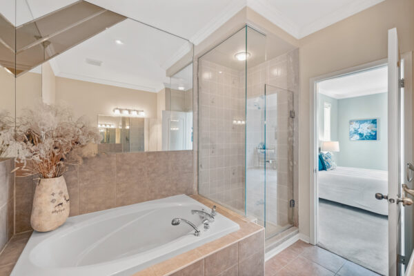 50-Button-Crescent-Uxbridge-Web-Salisbury-38