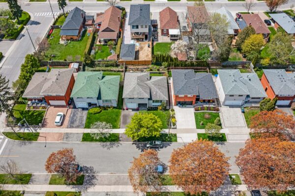 6-Munford-Crescent-Toronto-Web-Salisbury-1