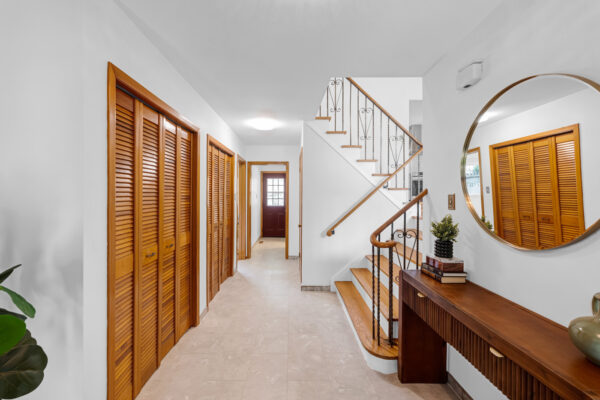 6-Munford-Crescent-Toronto-Web-Salisbury-11