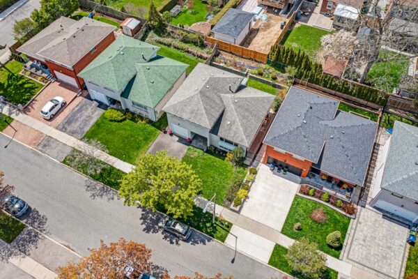 6-Munford-Crescent-Toronto-Web-Salisbury-2