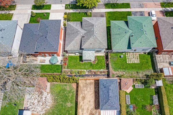 6-Munford-Crescent-Toronto-Web-Salisbury-57