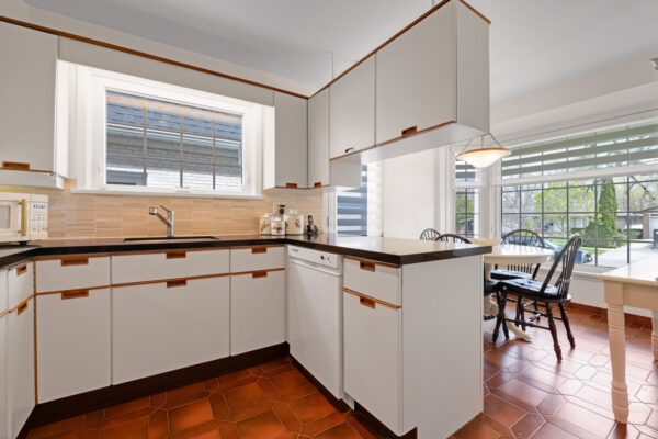 88-Page-Avenue-Toronto-Web-Salisbury-23