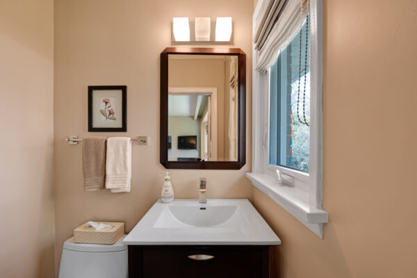 88-Page-Avenue-Toronto-Web-Salisbury-38