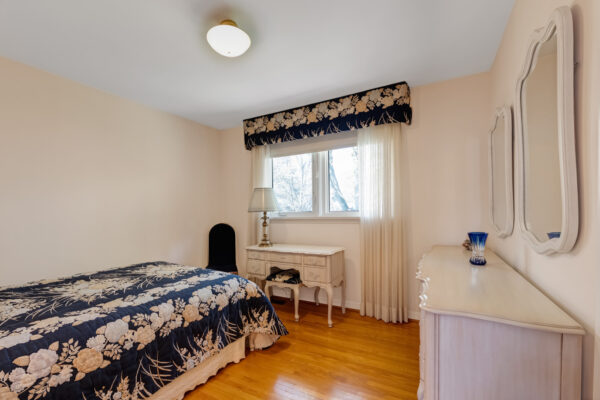 88-Page-Avenue-Toronto-Web-Salisbury-42
