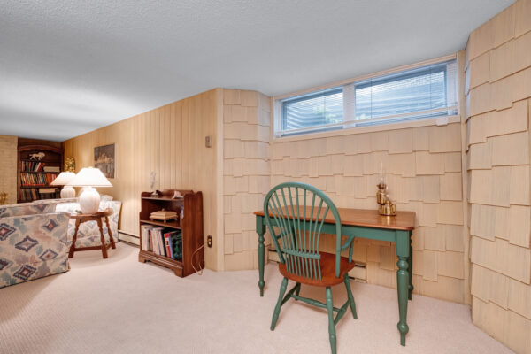 88-Page-Avenue-Toronto-Web-Salisbury-54