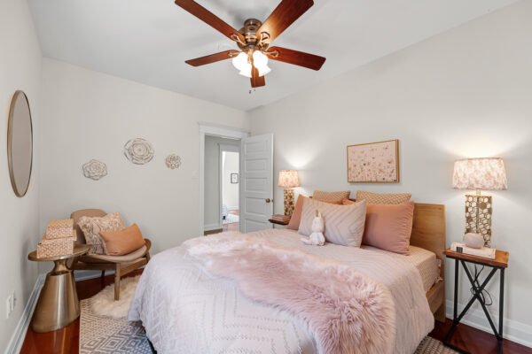 90-Roselawn-Avenue-Toronto-Web-Salisbury-37