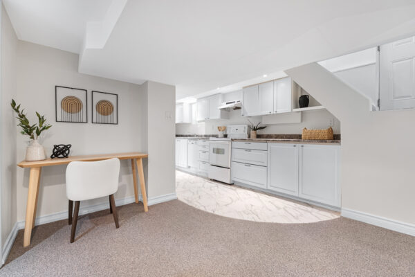 90-Roselawn-Avenue-Toronto-Web-Salisbury-45
