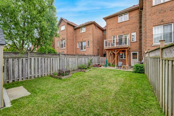 102-Bridgend-Street-Toronto-Web-Salisbury-53