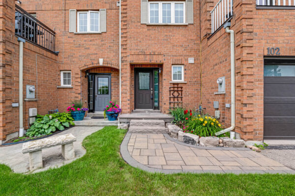 102-Bridgend-Street-Toronto-Web-Salisbury-9