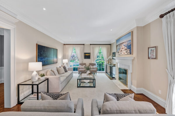 127-Buckingham-Avenue-Toronto-Web-Salisbury-13