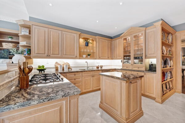 127-Buckingham-Avenue-Toronto-Web-Salisbury-21