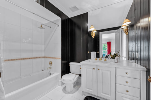 127-Buckingham-Avenue-Toronto-Web-Salisbury-57