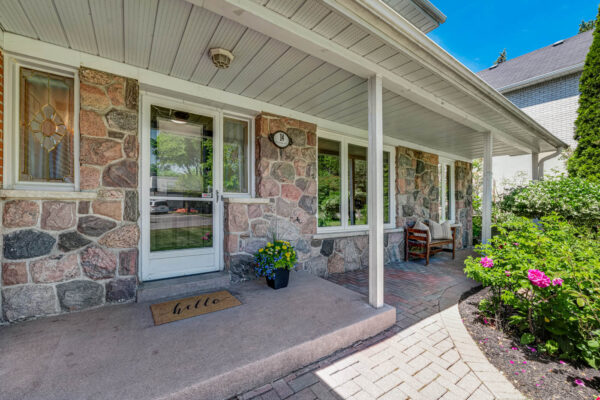 14-Manorpark-Court-Toronto-Web-Salisbury-10