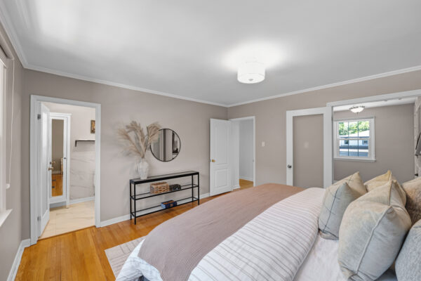 14-Manorpark-Court-Toronto-Web-Salisbury-41