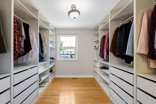 14-Manorpark-Court-Toronto-Web-Salisbury-45