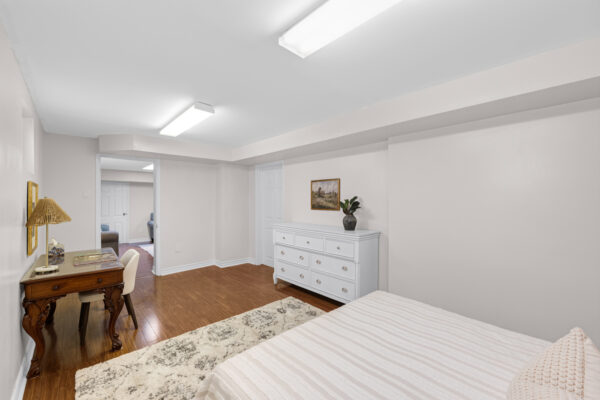 14-Manorpark-Court-Toronto-Web-Salisbury-57