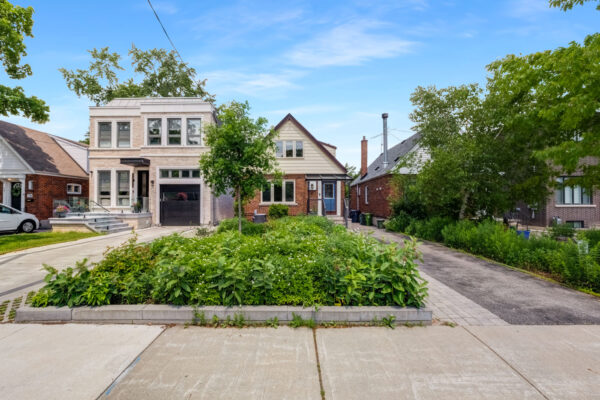 142-Divadale-Drive-Toronto-Web-Salisbury-4