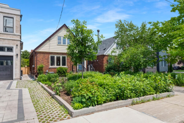 142-Divadale-Drive-Toronto-Web-Salisbury-5