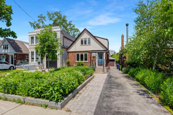 142-Divadale-Drive-Toronto-Web-Salisbury-7