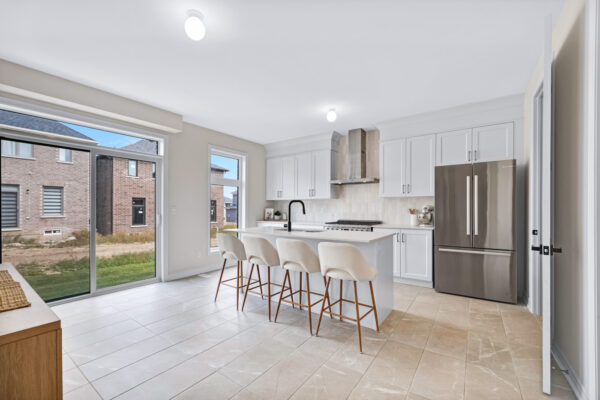 15-Ainslie-Hill-Crescent-Sutton-Web-Salisbury-21