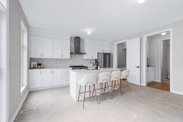15-Ainslie-Hill-Crescent-Sutton-Web-Salisbury-23