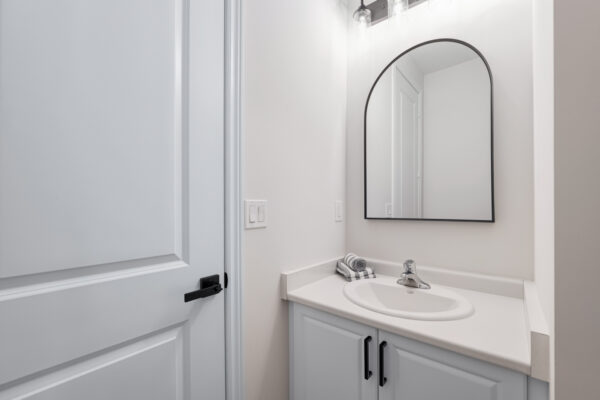 15-Ainslie-Hill-Crescent-Sutton-Web-Salisbury-28