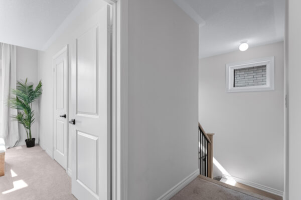 15-Ainslie-Hill-Crescent-Sutton-Web-Salisbury-35