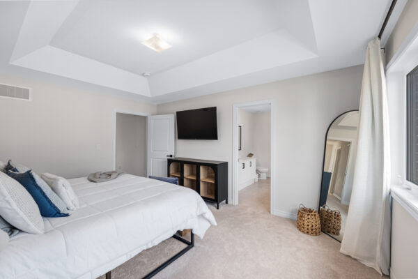 15-Ainslie-Hill-Crescent-Sutton-Web-Salisbury-39