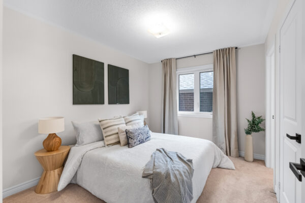 15-Ainslie-Hill-Crescent-Sutton-Web-Salisbury-49