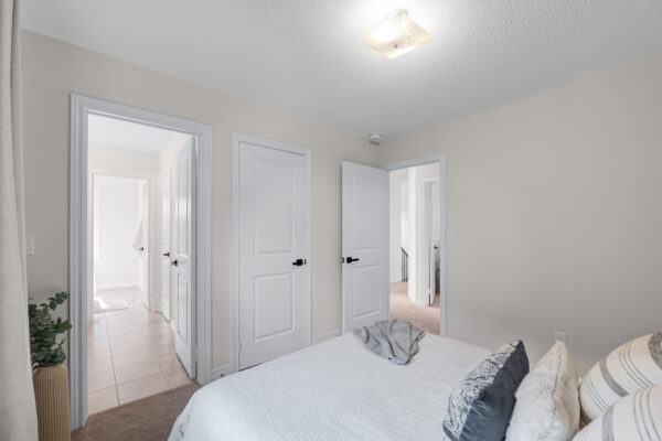 15-Ainslie-Hill-Crescent-Sutton-Web-Salisbury-50