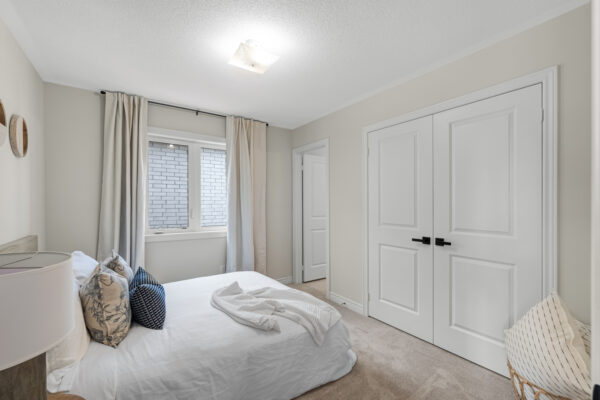 15-Ainslie-Hill-Crescent-Sutton-Web-Salisbury-51