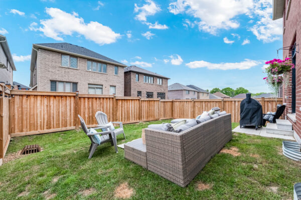 15-Ainslie-Hill-Crescent-Sutton-Web-Salisbury-56