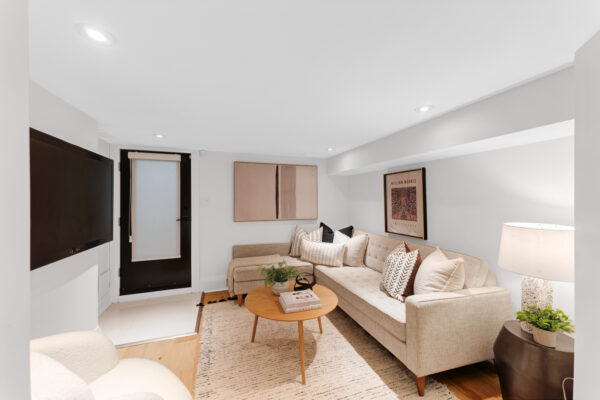 16-Essex-Street-Toronto-Web-Salisbury-51