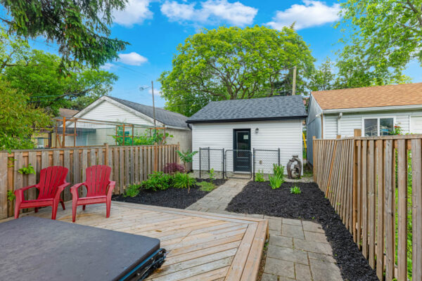 16-Essex-Street-Toronto-Web-Salisbury-70