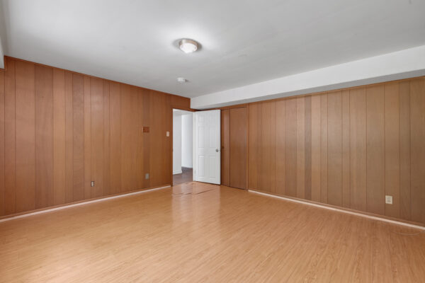 209-Burbank-Drive-Toronto-Web-Salisbury-43