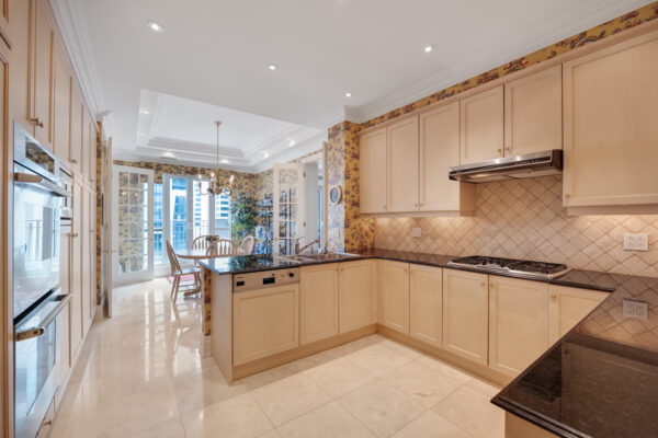 33-Delisle-Avenue-#1004-Toronto-Web-Salisbury-13
