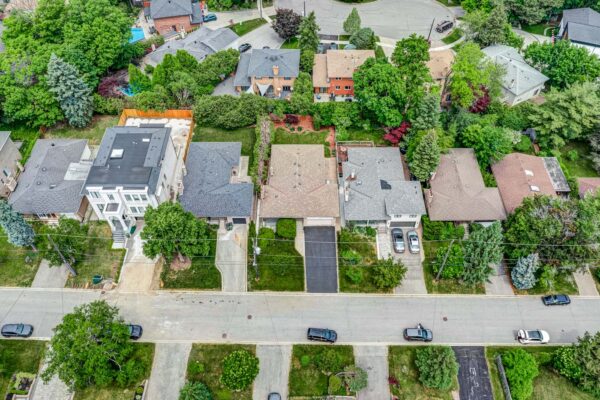43-Viamede-Crescent-Toronto-Web-Salisbury-1