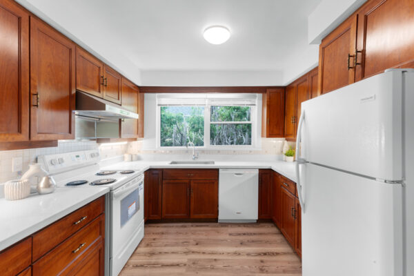 43-Viamede-Crescent-Toronto-Web-Salisbury-21