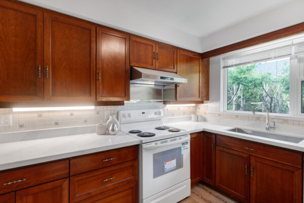 43-Viamede-Crescent-Toronto-Web-Salisbury-23