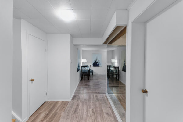 43-Viamede-Crescent-Toronto-Web-Salisbury-38