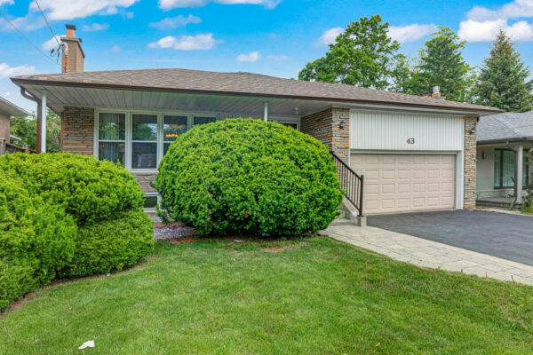 43-Viamede-Crescent-Toronto-Web-Salisbury-8