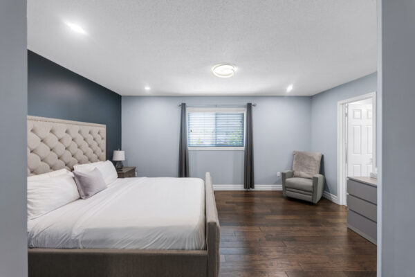 77-Bird-Street-Barrie-Web-Salisbury-26