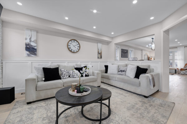 789-Miller-Park-Avenue-Bradford-Web-Salisbury-20