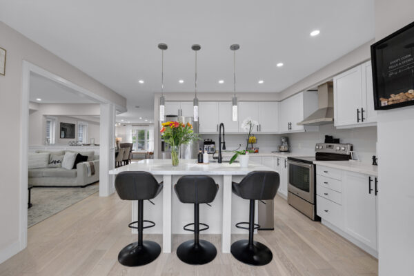 789-Miller-Park-Avenue-Bradford-Web-Salisbury-27