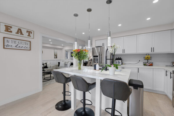 789-Miller-Park-Avenue-Bradford-Web-Salisbury-28