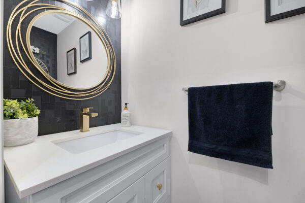 789-Miller-Park-Avenue-Bradford-Web-Salisbury-32