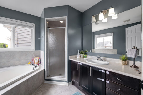 789-Miller-Park-Avenue-Bradford-Web-Salisbury-41