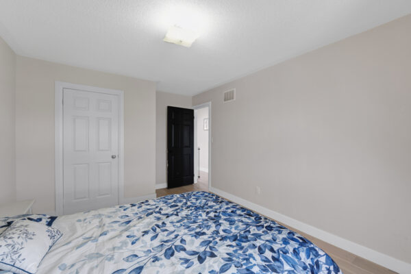789-Miller-Park-Avenue-Bradford-Web-Salisbury-45